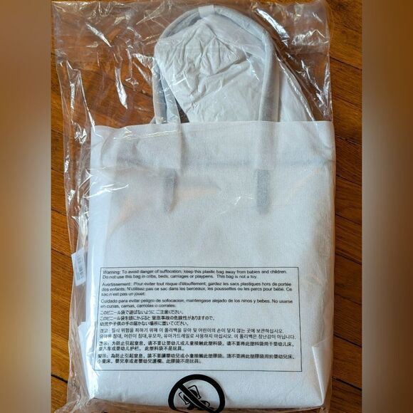 NWT - The Michael Bag - Picture 8 of 8